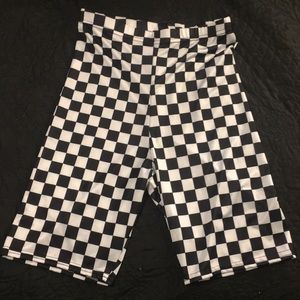 Checkered high waisted biker shorts